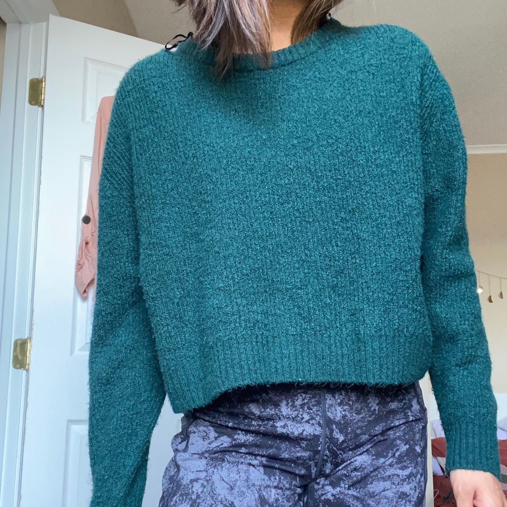 H&M Divided Moss Green Sweater